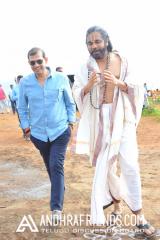 Om Namo Venkatesaya Movie 13.jpg