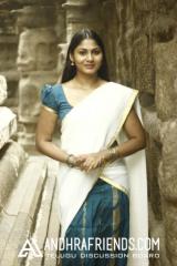 Actress Shruti Reddy New Photo Shoot Images (37).JPG