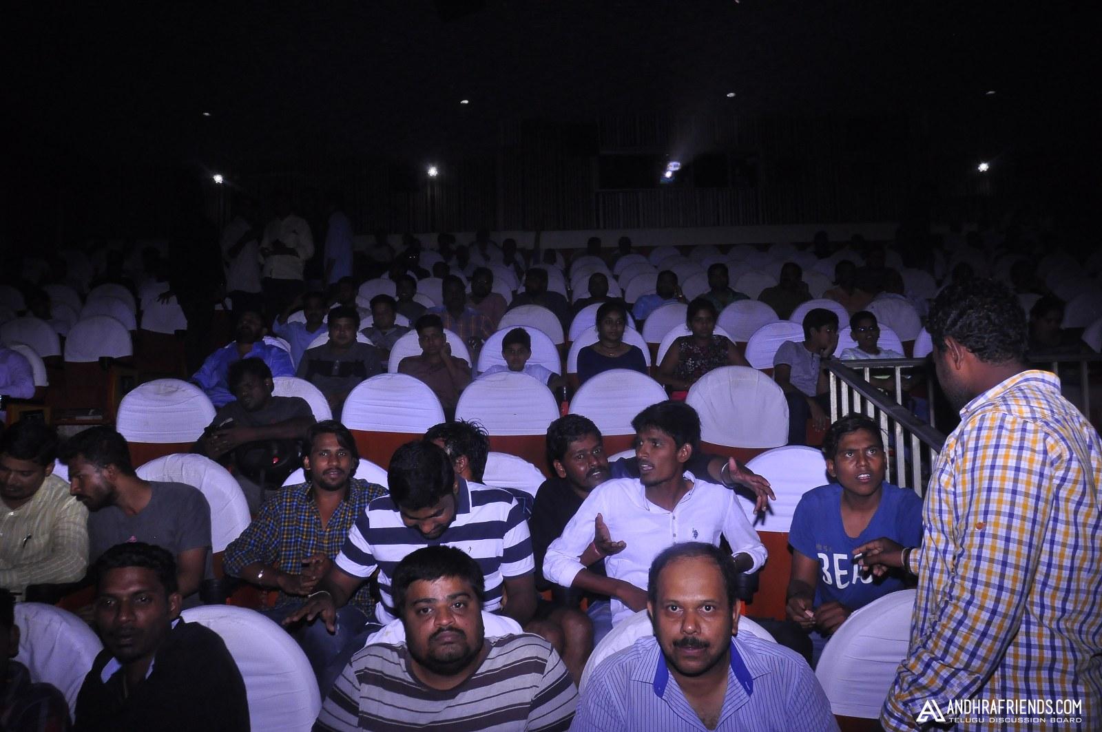 Bahubali theatre coverage at RTC X Roads