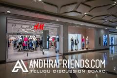 H&M Hyderabad Store- Outside Facade.jpg
