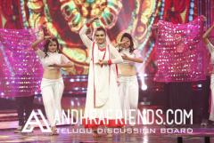 Zee Tv Apsara Awards (57).jpg