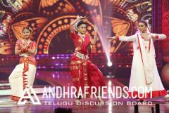 Zee Tv Apsara Awards (58).jpg