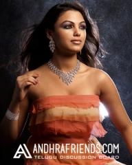 priyanka-tiwari-hot-photos.jpg