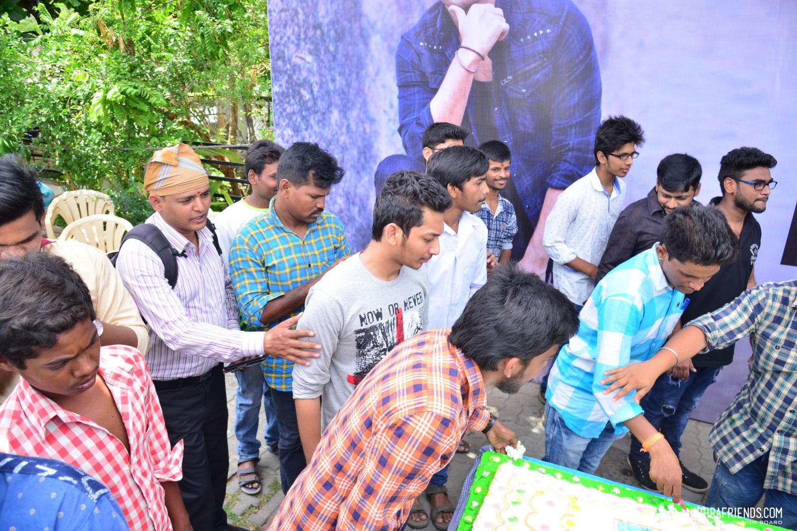 Allu Sirish Birthday Celebrations 2017