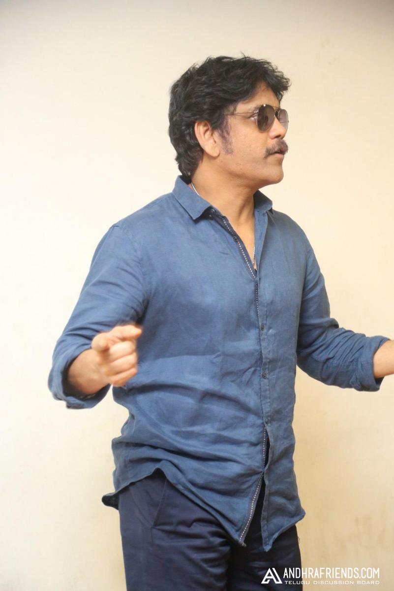 Nagarjuna interview stills