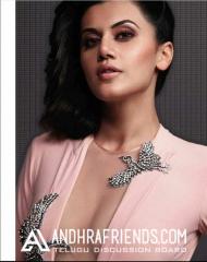 02-Taapsee-Pannu-Hot-Photoshoot-For-FHM-Magazine-Ultra-HD-Stills.jpg