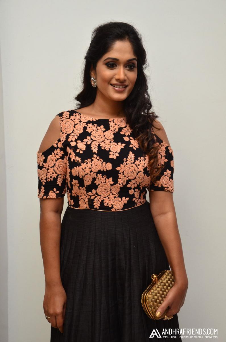 sowmya venugopal Photos