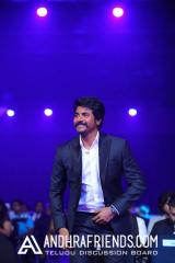 SIIMA Awards 2017 Pics (2).jpg