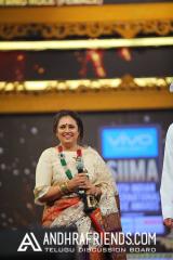 SIIMA Awards 2017 Pics (5).jpg