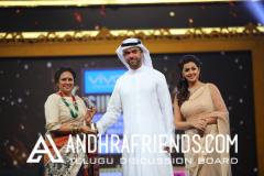 SIIMA Awards 2017 Pics (32).jpg