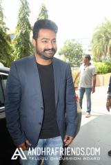 6R3B2424_1600x1067 - Copy.JPG