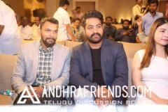 6R3B2442_1600x1067 - Copy.JPG