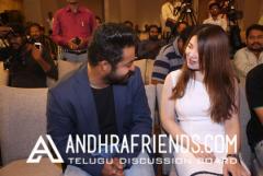 6R3B2512_1600x1067 - Copy.JPG