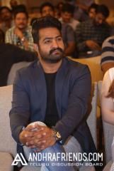 6R3B2561_1600x1067 - Copy.JPG