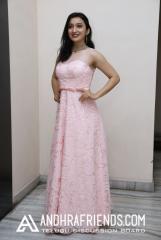 Sakshi Kakkar Photos