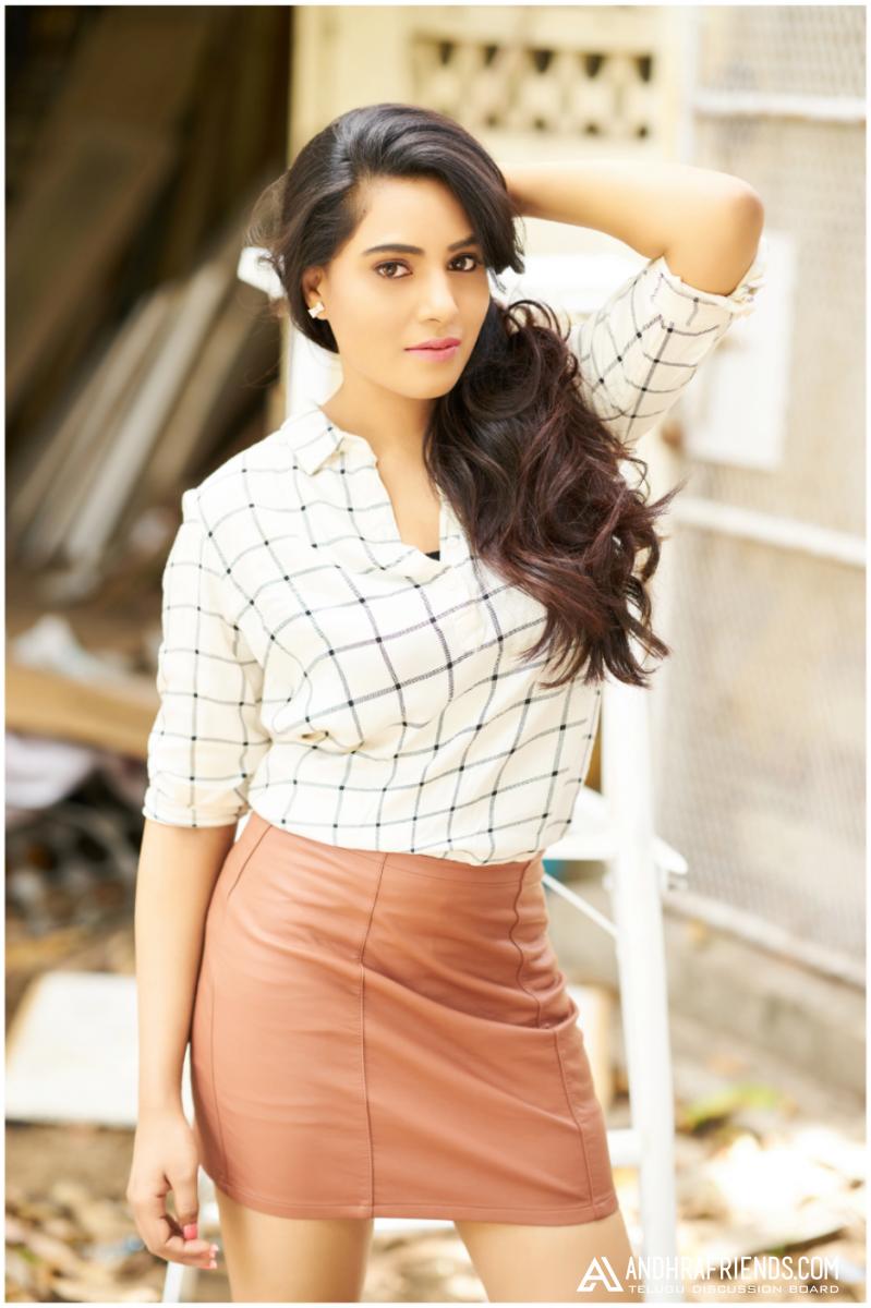 Actress Arshitha Photo Shoot Images