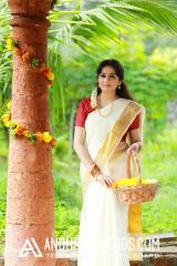 Actress Aavaana Wishing You All Happy Onam Photos (1).JPG