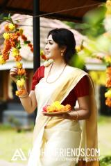Actress Aavaana Wishing You All Happy Onam Photos (9).JPG