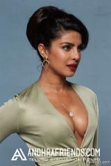 Priyanka-chopra-Latest-Hot-Photos3.jpg
