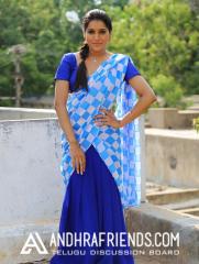 Rashmi_Photos_at_Guntur_Talkies2.jpg