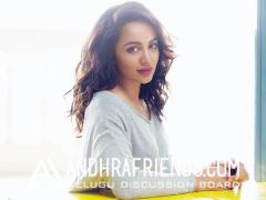 Tejaswi-Madivada-phots.jpg