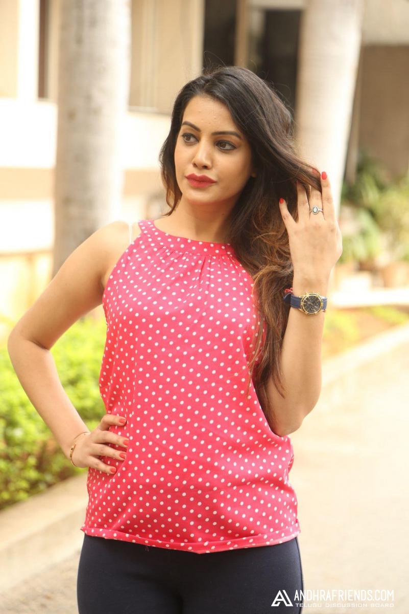 Deeksha panth