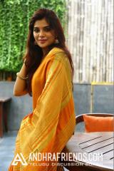 Actress-Aathmika-Latest-Photo-Stills7.jpg