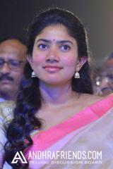 Actress-Sai-Pallavi-Latest-2017-Photo-Stills13.jpg