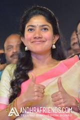Actress-Sai-Pallavi-Latest-2017-Photo-Stills18.jpg