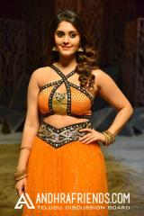 Actress-Surbhi-Latest-Stills-201712.jpg