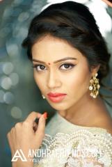 B-day-Special--Actress-Nivetha-Pethuraj-Latest-Photo-Stills21.jpg