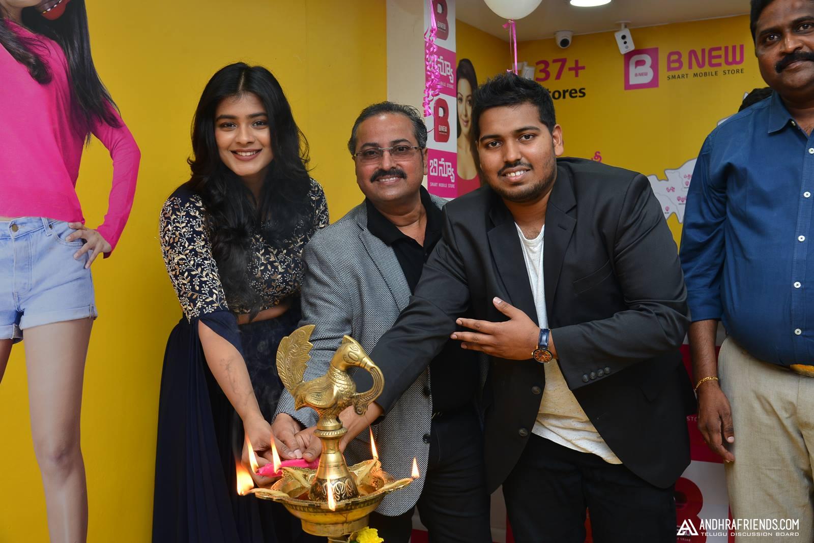 Heba Patel launch B New Mobile store at Chirala photos
