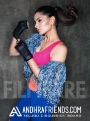 Saiyami-Kher-poses-for-Filmfare-Photoshoot-Stills3.jpg