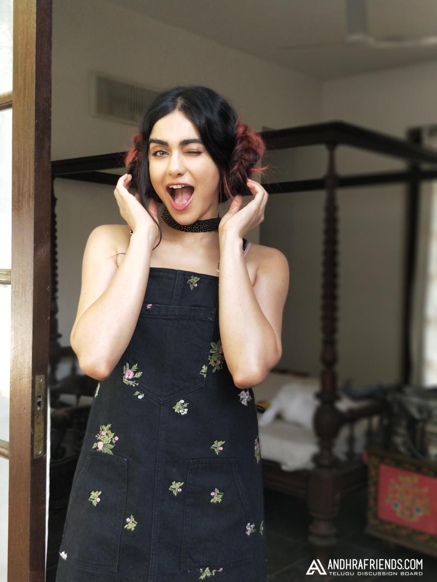 Gorgeous Adah with a quirky hairdo behind the scenes of an ad campaign