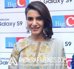 Actress-Samantha-Launched-Samsung-Galaxy-S9--Big-C-Showroom4.jpg