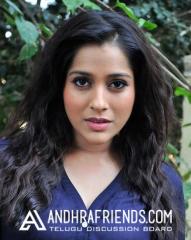 Latest-Clicks-of-Gorgeous-Anchor-Rashmi-Gautam26.jpg