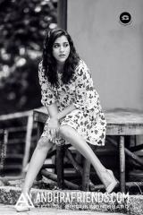 Latest-Clicks-of-Gorgeous-Anchor-Rashmi-Gautam27.jpg